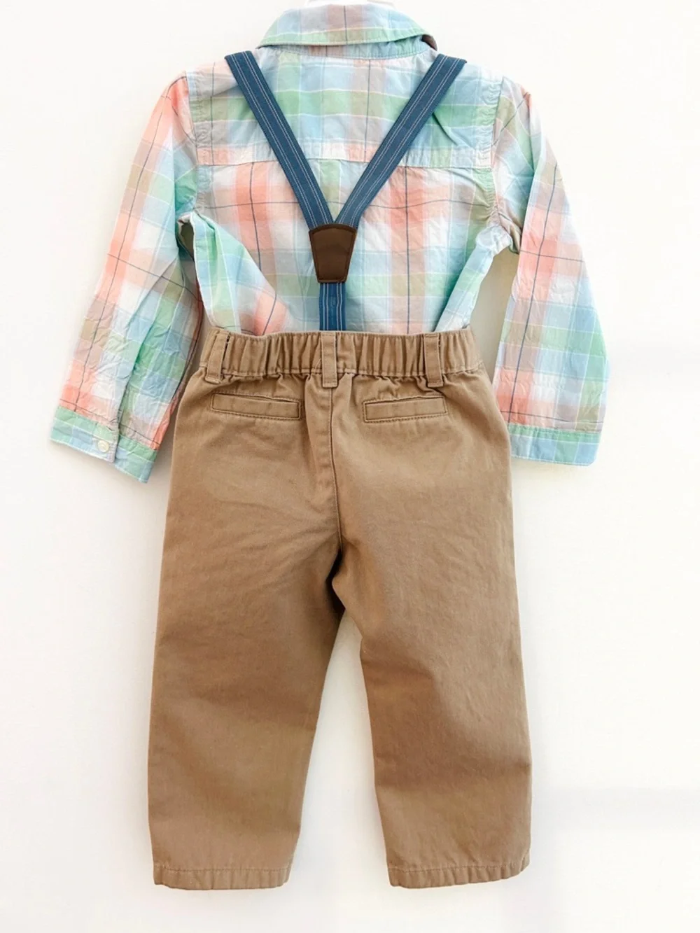Carter’s 24M Boys Outfit Plaid Shirt Suspenders Khaki Pants Set